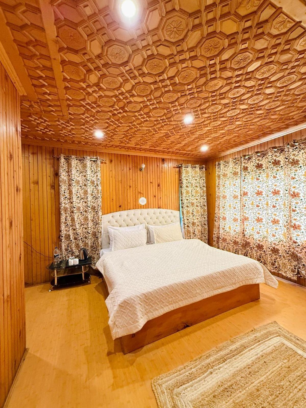 The Pinus Resort ปาฮาลกัม ภายนอก รูปภาพ
